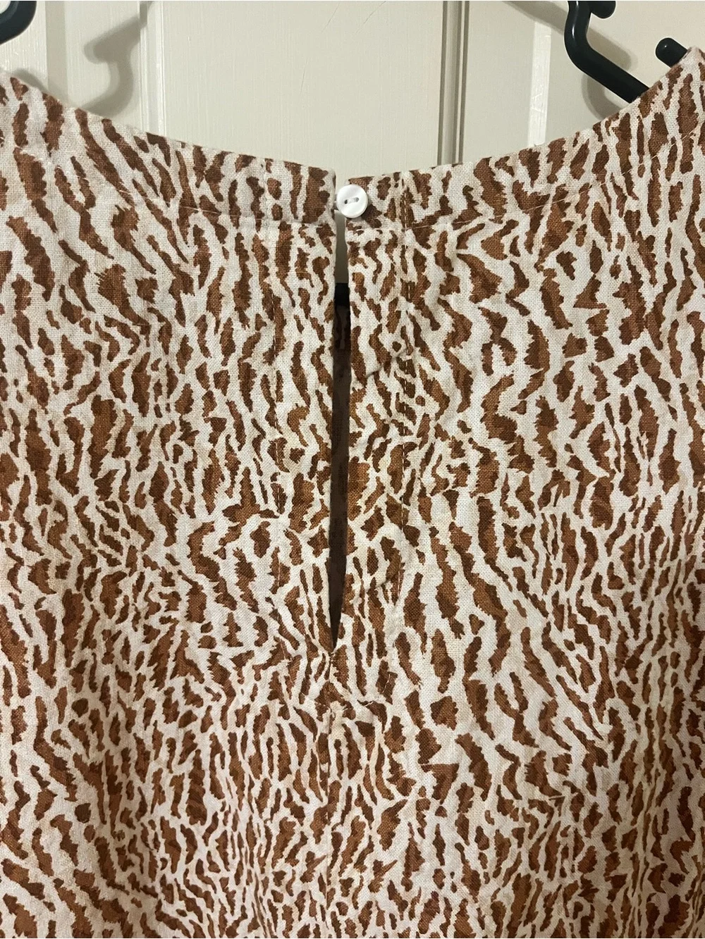 Old Navy Brown and Cream Animal-Print Shift Dress - Picture 5 of 5